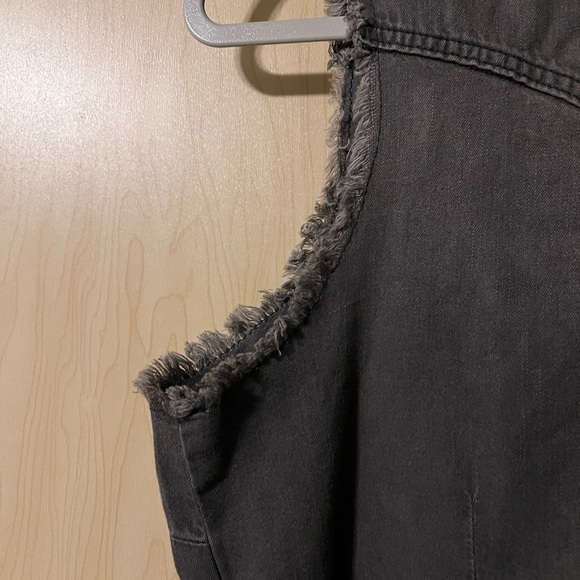 Wrangler Retro Women’s Distressed Sleeveless Snap Cropped Western Shirt - Picture 8 of 8